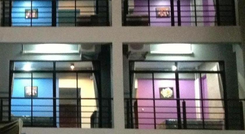 Pornsiri Hotel Sisaket Exterior foto